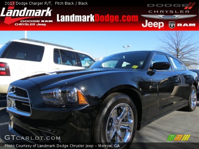 2013 Dodge Charger R/T in Pitch Black