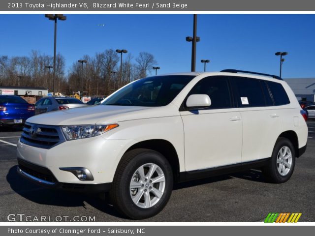 2013 Toyota Highlander V6 in Blizzard White Pearl