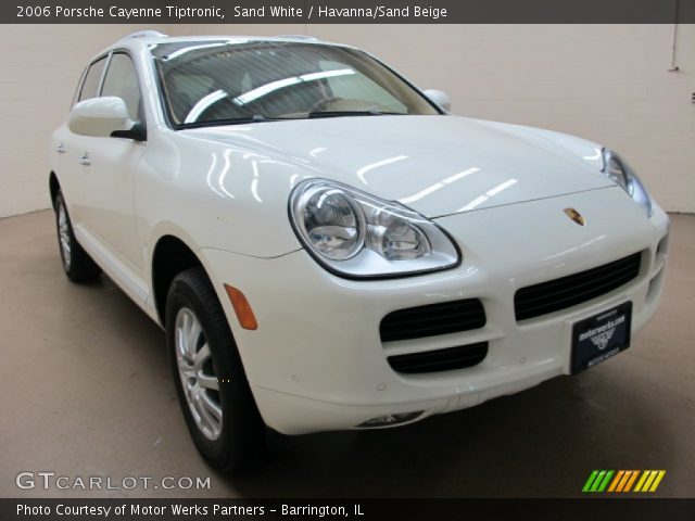 2006 Porsche Cayenne Tiptronic in Sand White