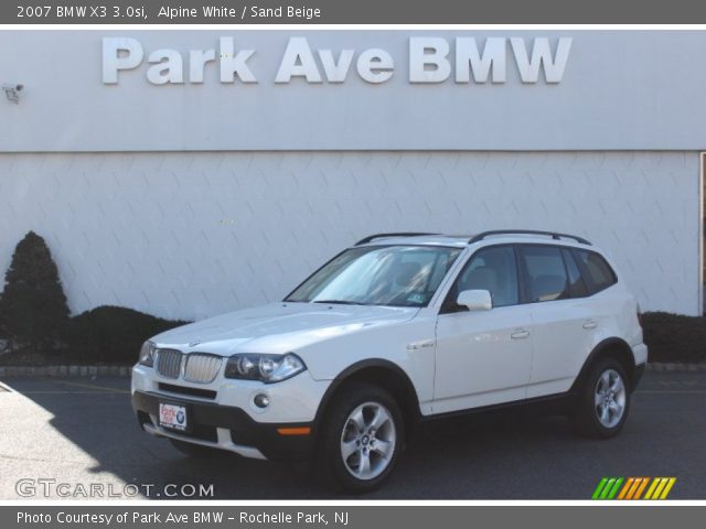2007 BMW X3 3.0si in Alpine White