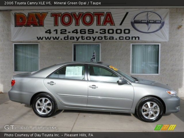 2006 Toyota Camry XLE V6 in Mineral Green Opal
