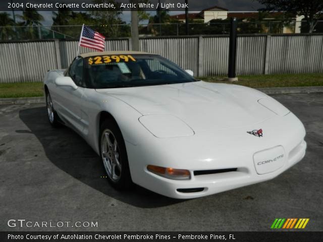 2004 Chevrolet Corvette Convertible in Arctic White