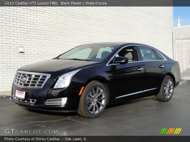 2013 Cadillac XTS Luxury FWD in Black Raven