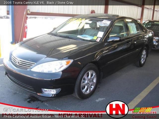 2006 Toyota Camry XLE V6 in Black