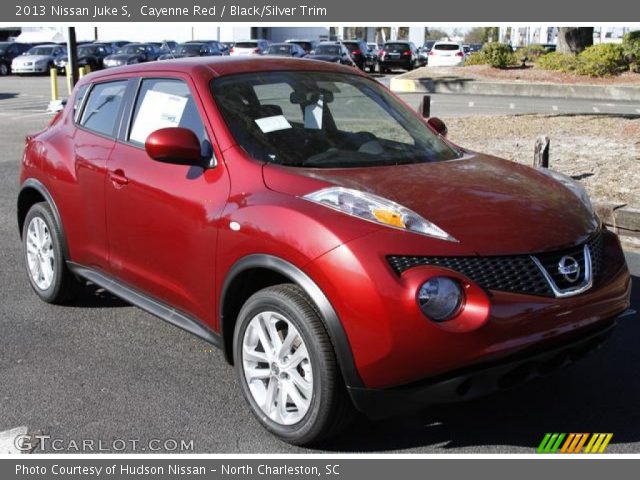 Cayenne red nissan juke