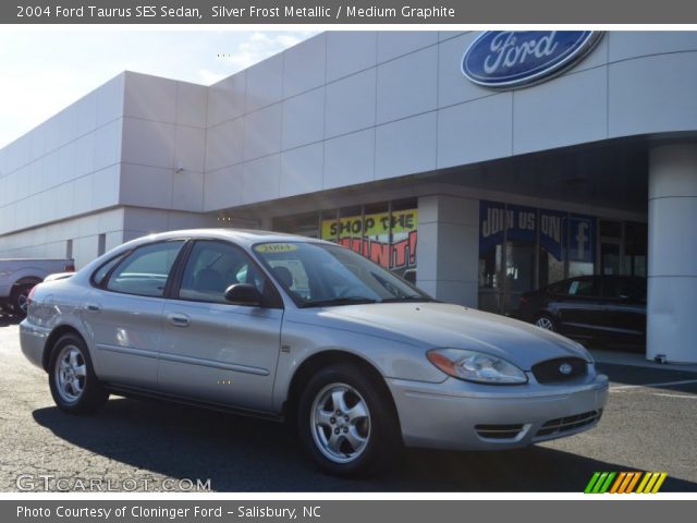 2004 Ford Taurus SES Sedan in Silver Frost Metallic