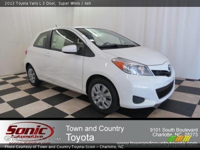 2013 Toyota Yaris L 3 Door in Super White