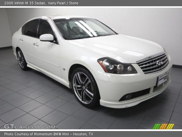 2006 Infiniti M 35 Sedan in Ivory Pearl