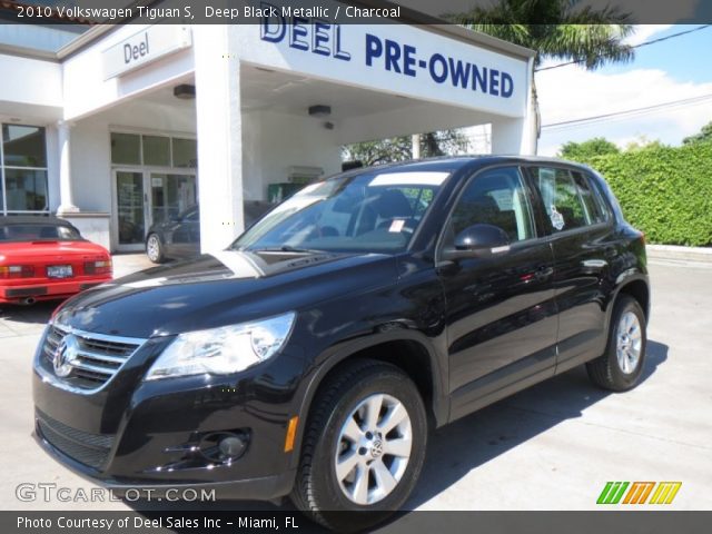 2010 Volkswagen Tiguan S in Deep Black Metallic