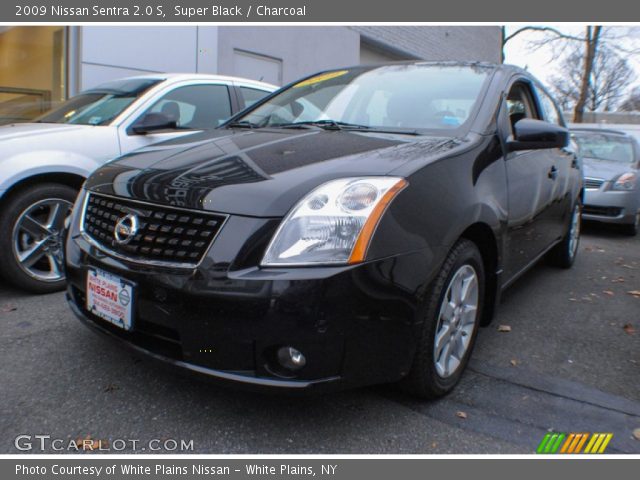 2009 Nissan Sentra 2.0 S in Super Black
