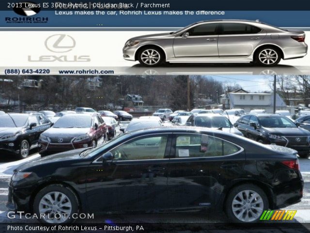 2013 Lexus ES 300h Hybrid in Obsidian Black