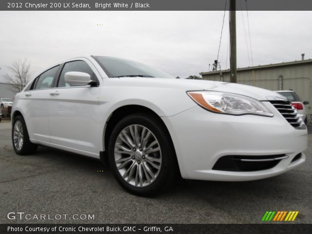 2012 Chrysler 200 LX Sedan in Bright White