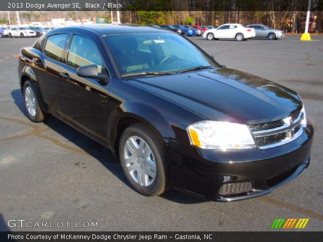 2013 Dodge Avenger SE in Black