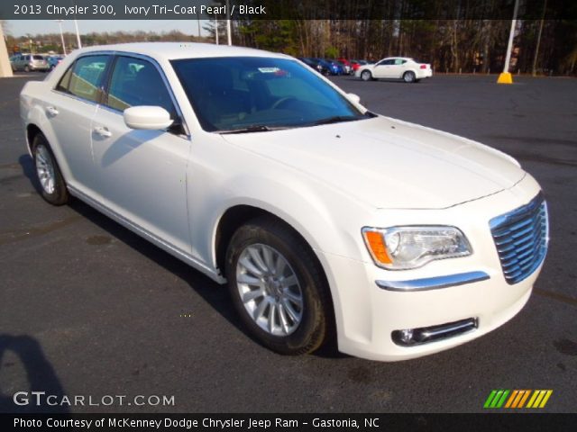 2013 Chrysler 300  in Ivory Tri-Coat Pearl