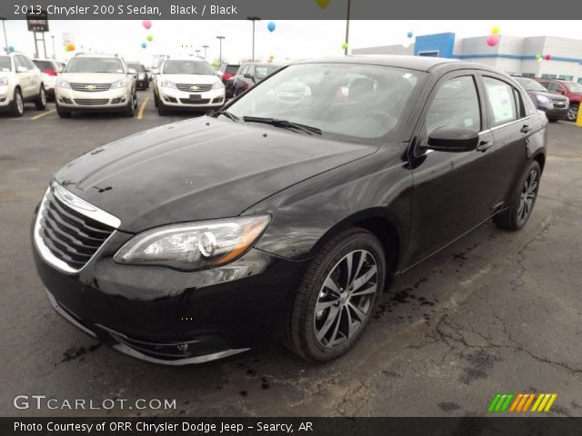 2013 Chrysler 200 S Sedan in Black