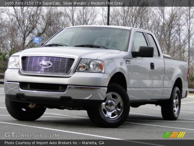 2005 Ford F150 STX SuperCab in Silver Metallic