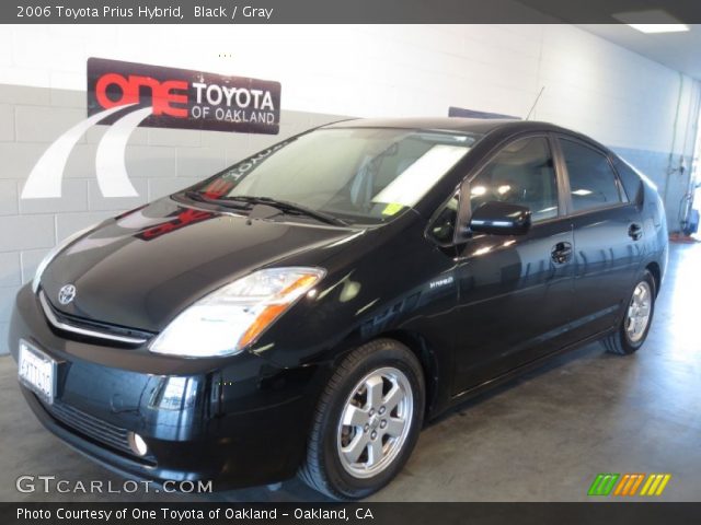 2006 Toyota Prius Hybrid in Black