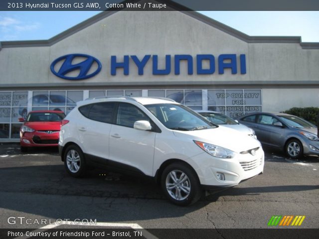 2013 Hyundai Tucson GLS AWD in Cotton White