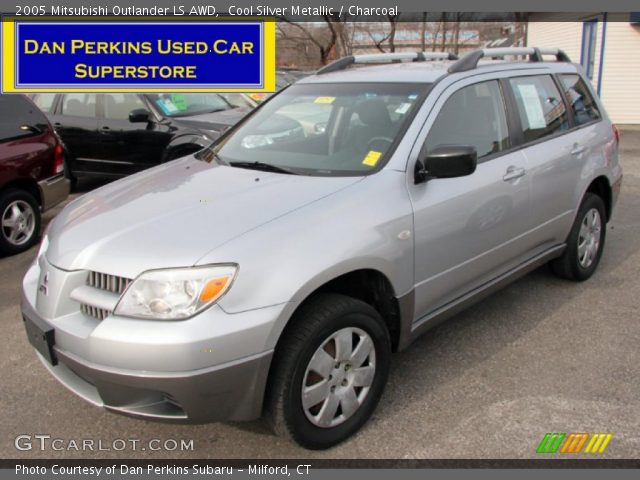 2005 Mitsubishi Outlander LS AWD in Cool Silver Metallic