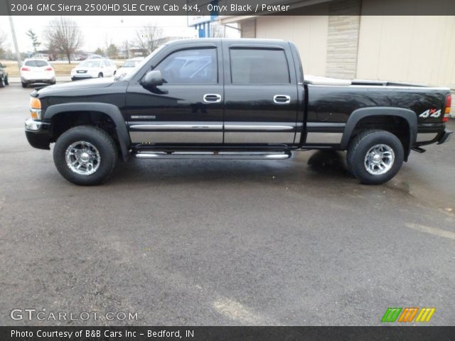 2004 GMC Sierra 2500HD SLE Crew Cab 4x4 in Onyx Black