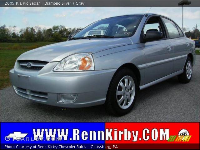 2005 Kia Rio Sedan in Diamond Silver