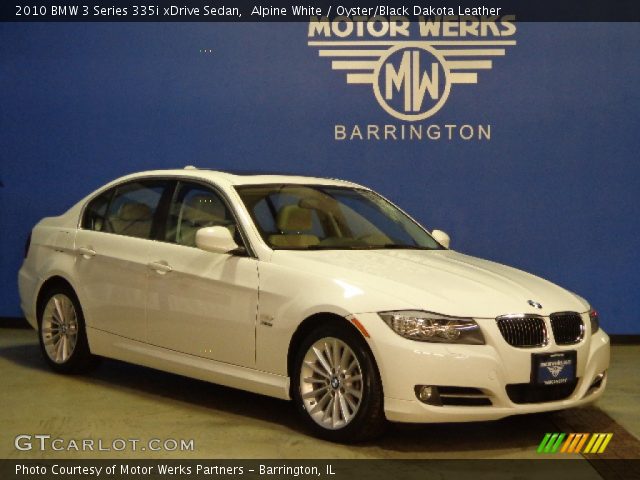 2010 BMW 3 Series 335i xDrive Sedan in Alpine White