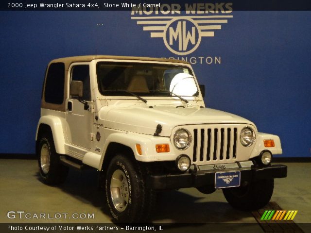 2000 Jeep Wrangler Sahara 4x4 in Stone White