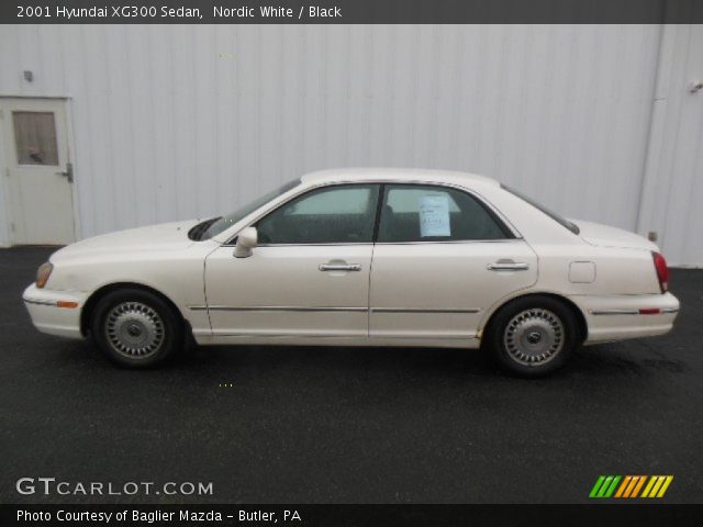 2001 Hyundai XG300 Sedan in Nordic White