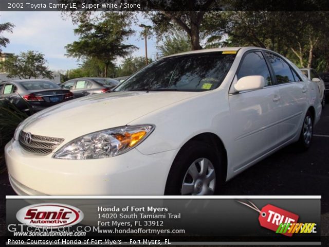 2002 Toyota Camry LE in Super White