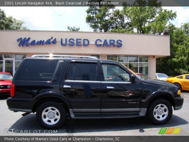 2001 Lincoln Navigator 4x4 in Black Clearcoat
