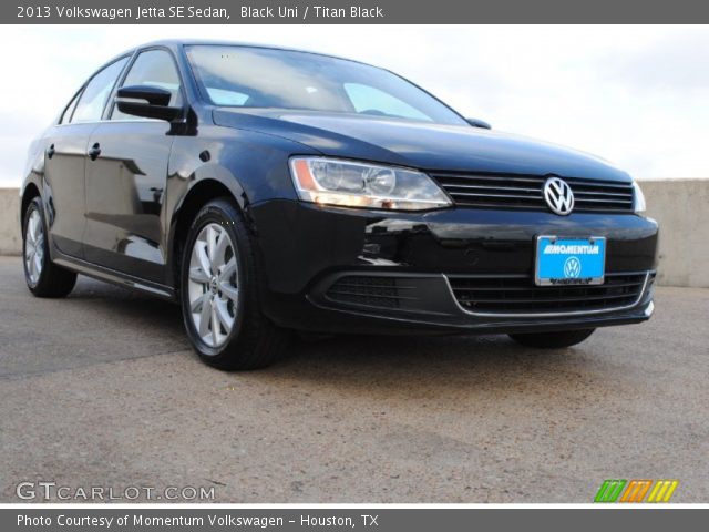 2013 Volkswagen Jetta SE Sedan in Black Uni