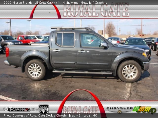 2010 Nissan Frontier LE Crew Cab 4x4 in Night Armor Metallic