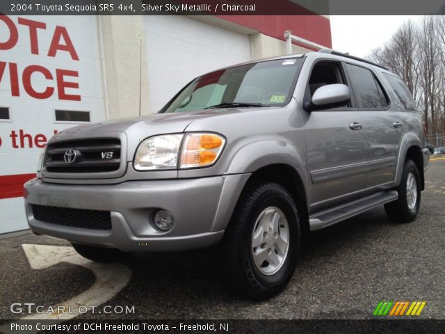 2004 Toyota Sequoia SR5 4x4 in Silver Sky Metallic