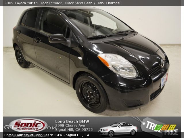 2009 Toyota Yaris 5 Door Liftback in Black Sand Pearl