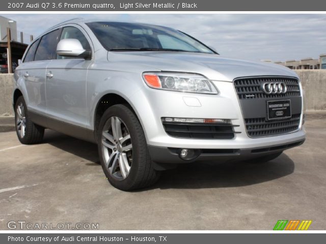 2007 Audi Q7 3.6 Premium quattro in Light Silver Metallic