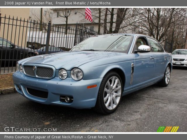 2008 Jaguar XJ Vanden Plas in Frost Blue Metallic