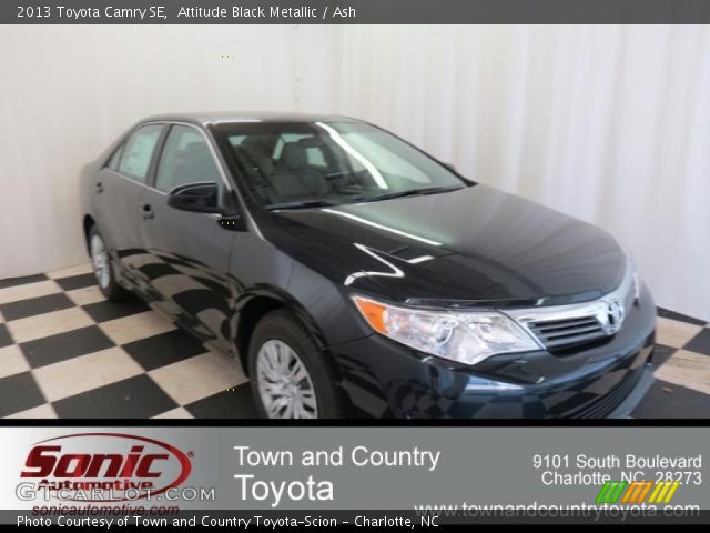 2013 Toyota Camry SE in Attitude Black Metallic