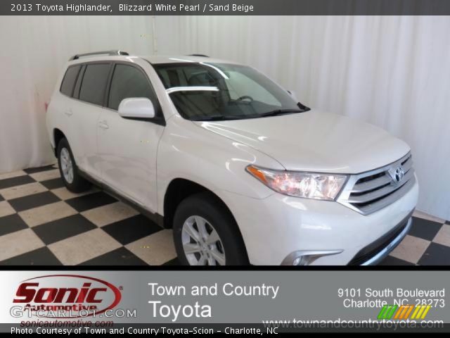 2013 Toyota Highlander  in Blizzard White Pearl