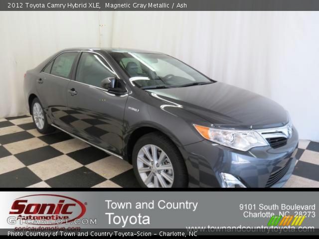 2012 Toyota Camry Hybrid XLE in Magnetic Gray Metallic