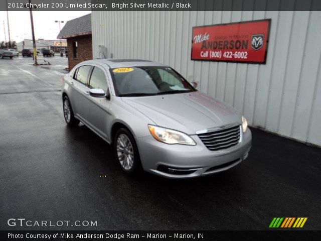 2012 Chrysler 200 Limited Sedan in Bright Silver Metallic