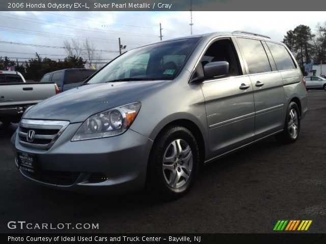 2006 Honda Odyssey EX-L in Silver Pearl Metallic
