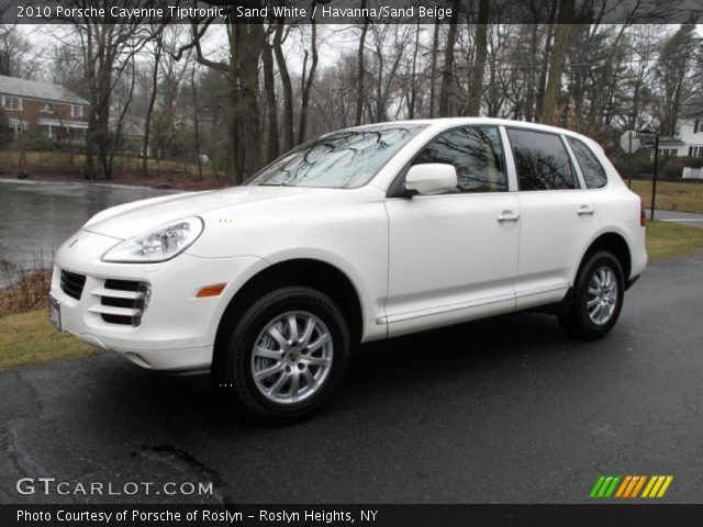 2010 Porsche Cayenne Tiptronic in Sand White