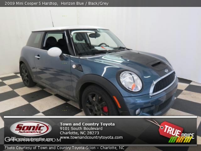2009 Mini Cooper S Hardtop in Horizon Blue