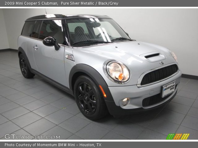 2009 Mini Cooper S Clubman in Pure Silver Metallic