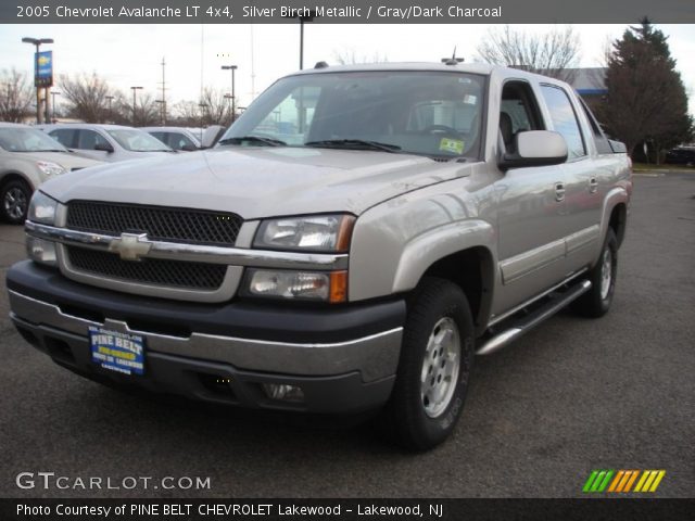 2005 Chevrolet Avalanche LT 4x4 in Silver Birch Metallic