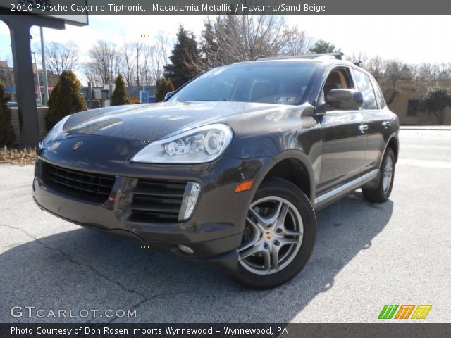 2010 Porsche Cayenne Tiptronic in Macadamia Metallic