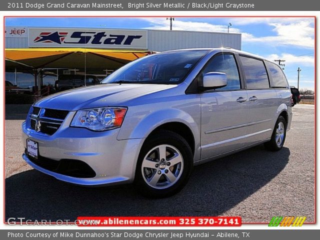 2011 Dodge Grand Caravan Mainstreet in Bright Silver Metallic