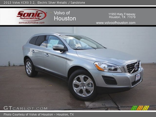 2013 Volvo XC60 3.2 in Electric Silver Metallic