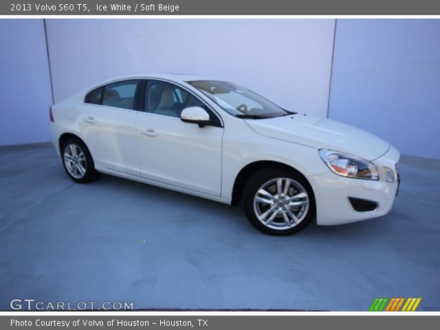 2013 Volvo S60 T5 in Ice White