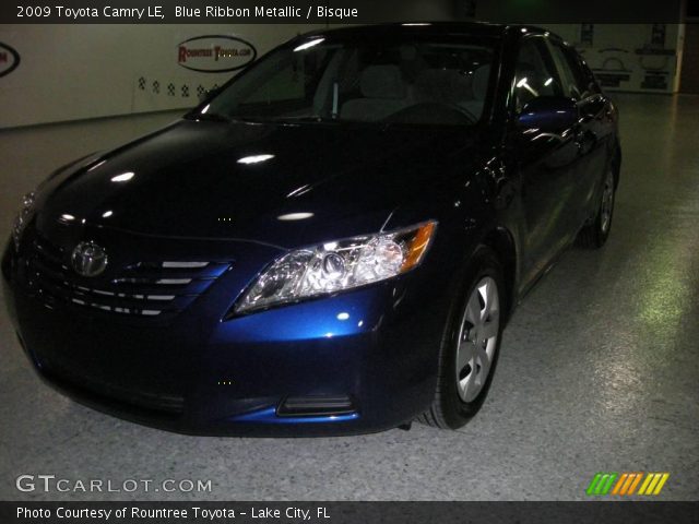 2009 Toyota Camry LE in Blue Ribbon Metallic